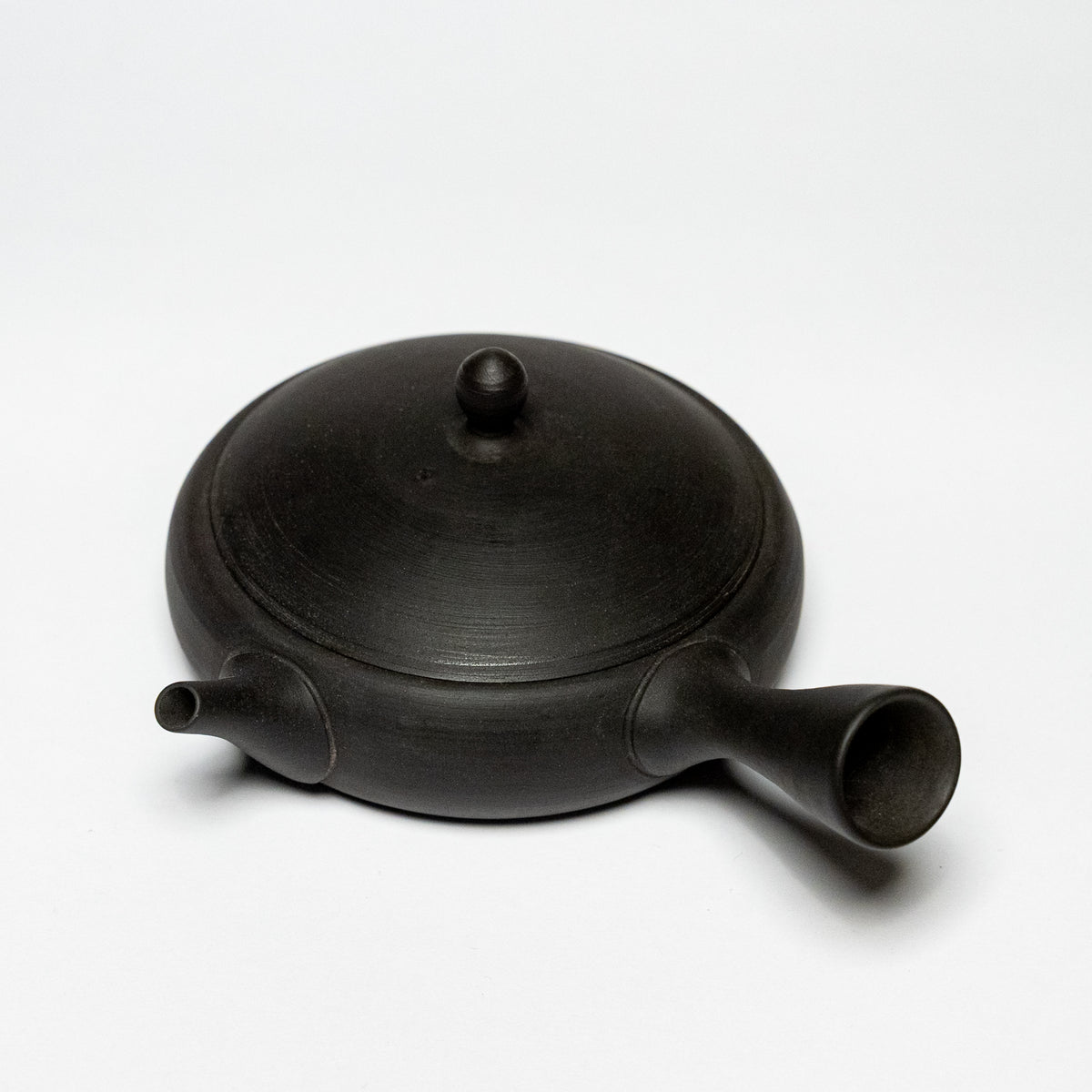 Tokoname Ware Flat Teapot By Gyokko Kiln